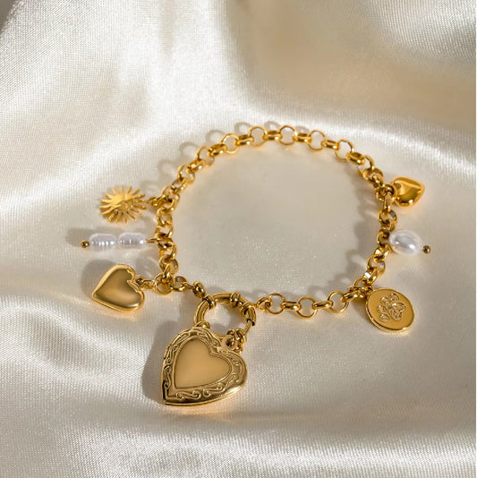 Amor Charm Bracelet